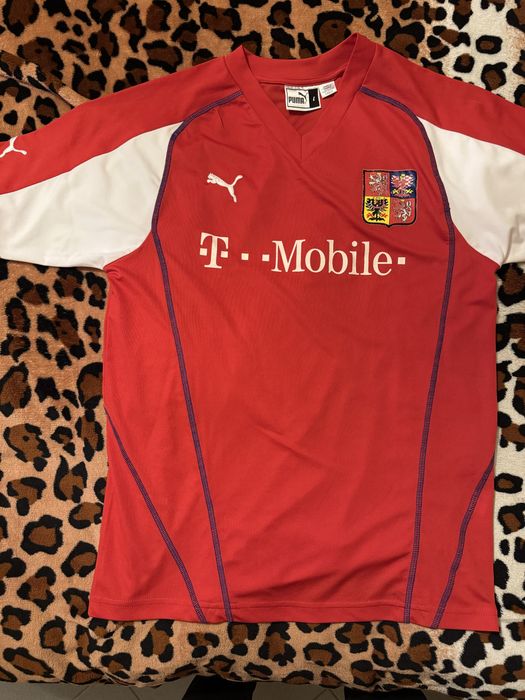 Tricouri fotbal besiktas, chelsea, bayern, cehia, austria, etc