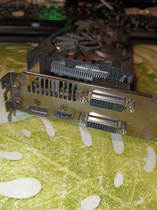 Видеокарта 2 gb AMD R9 270