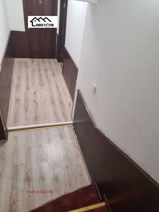 Продава се Хотел в Варна, Център - 300 кв.м за 2164 €/кв.м - Снимка #2