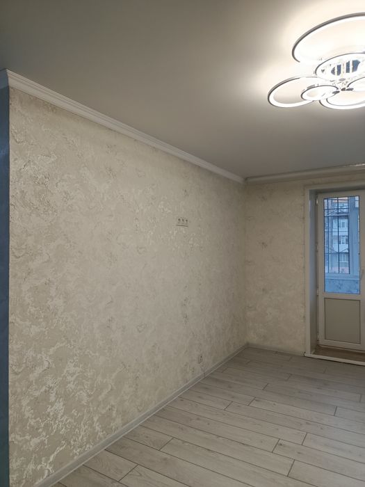 Обои, левкас, галтели, покраска