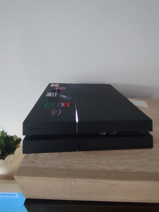 Ps4 в добро състояние