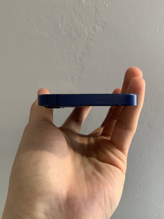 Продам iphone 12 mini