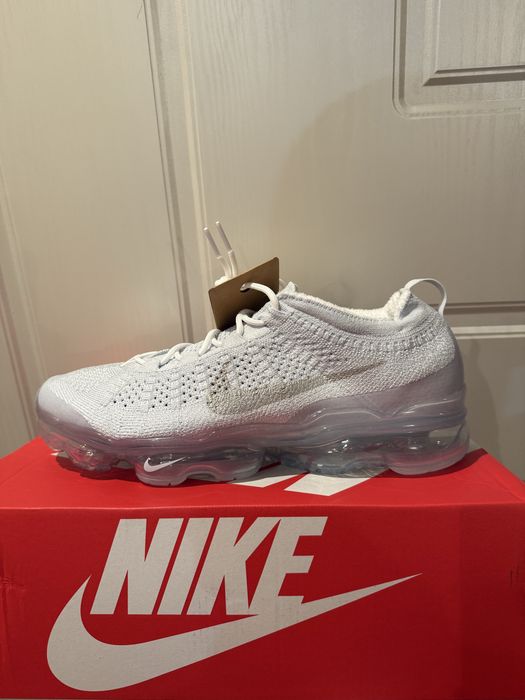 Продавам маратонки AIR VAPORMAX 2023 FK