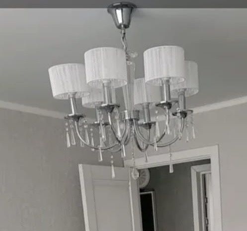 Люстра и два бра