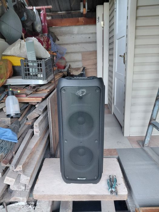 Продам музыкальную колонку