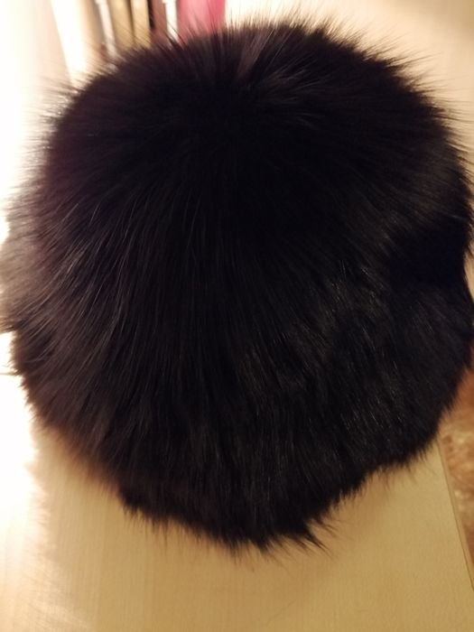 Căciula blana naturala vulpe polara , dama, de culoare neagra
