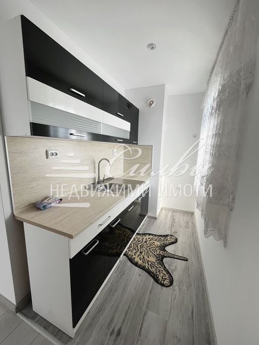 Дава се под наем Двустаен апартамент в Шумен, Пазара - 59 кв.м за 306 € - Снимка #4