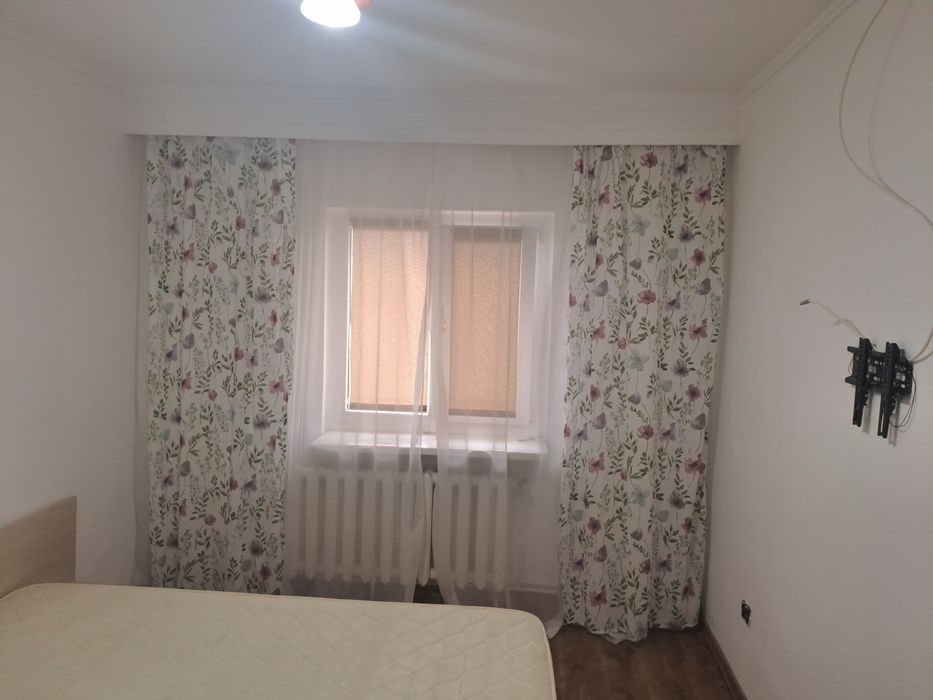 Inchiriez apartament