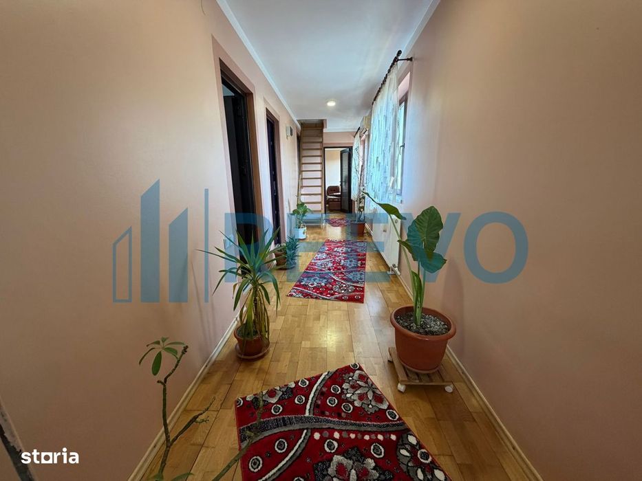 Casă/Vilă de vânzare în comuna Târgu Trotuș, județul Bacău.