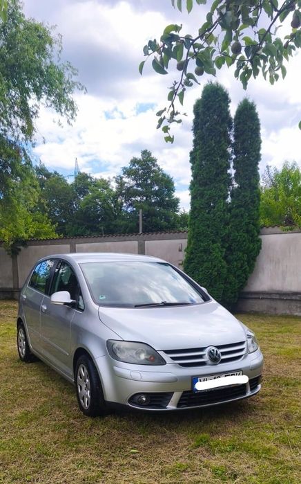 VOLKSWAGEN Golf Plus