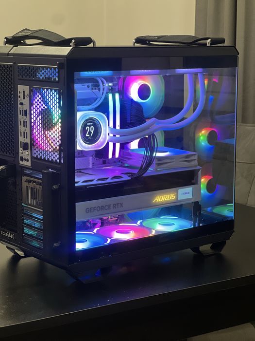 PC Gaming Ryzen 7 9800X3D RTX 5080 Aorus 32GB RAM 1TB SSD
