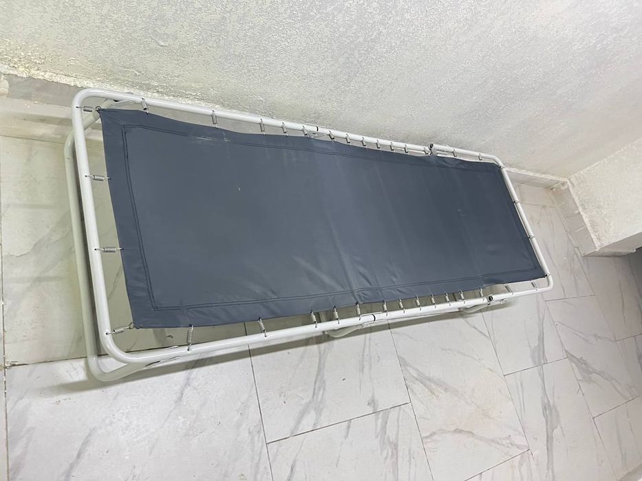 Раскладушка в отличном состоянии