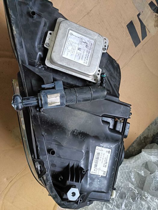 Фар за Мерцедес Е клас w212