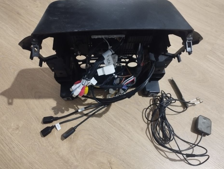 Мофон android  с корпусом  Лексус RX 300 и Хариер