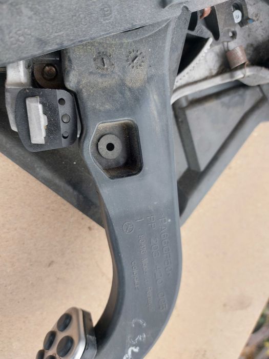 Педал ръчна спирачка Мерцедес W211 W203