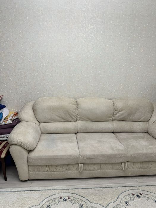 Продам диван с креслами