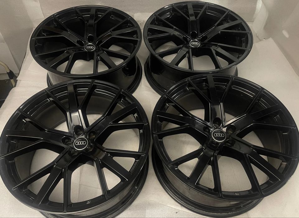 Оригинални Audi Q7/SQ7/Q8/SQ8 Джанти 22” Цола