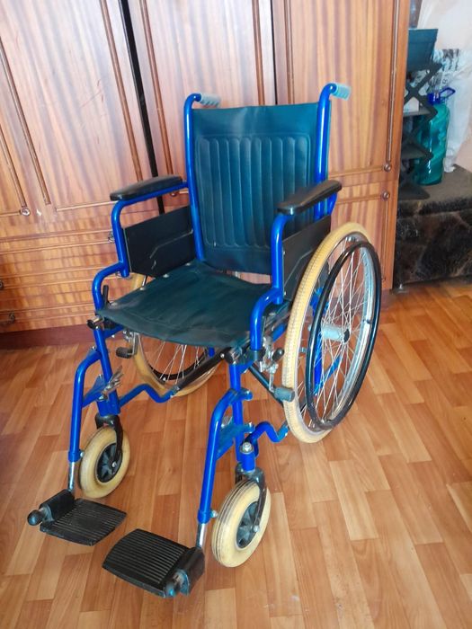 Продам Коляску Инвалидную.