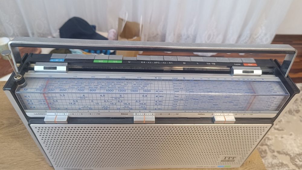 Radio ITT Schaub -Lorenz Touring studio 104