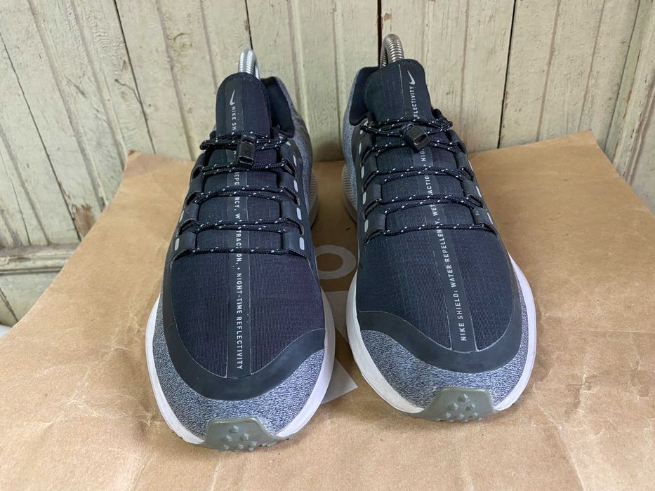 ''Nike Zoom Winflo 5''оригинални маратонки 40 номер