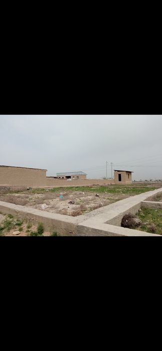 Uchastka super eski xim zavod oldida