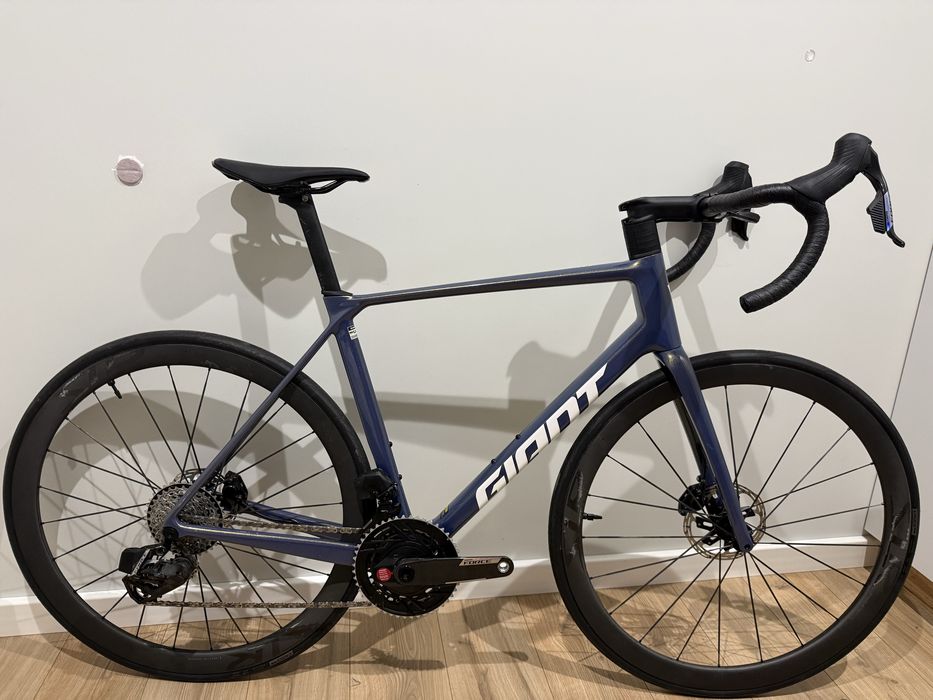 Vind cursiera Giant TCR carbon nou