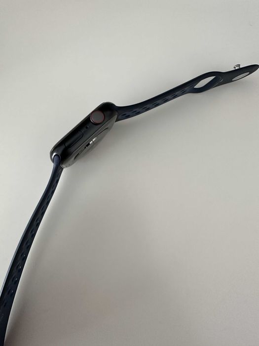 APPLE Watch Series 7 GPS + Cellular 45mm Aluminium Case Midnight Sport