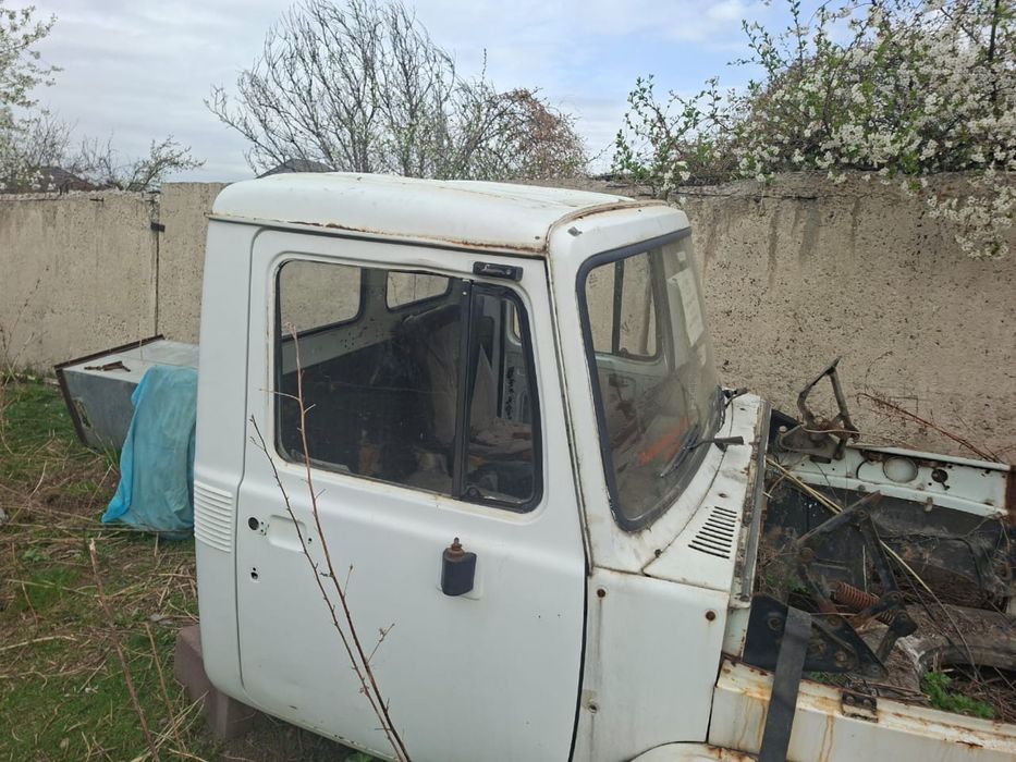 Бочка и кабина от газика