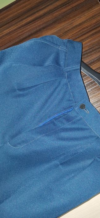 Costum pentru barbati