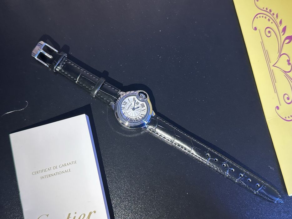 Нов Дамски Часовник Cartier Ballon Bleu 28MM