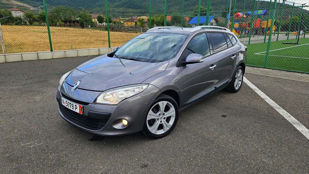 Renault Megane  [Keyles entry,Go , Navigatie, Carplay] NR VALABILE