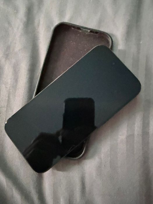 Продам Айфон 17 air