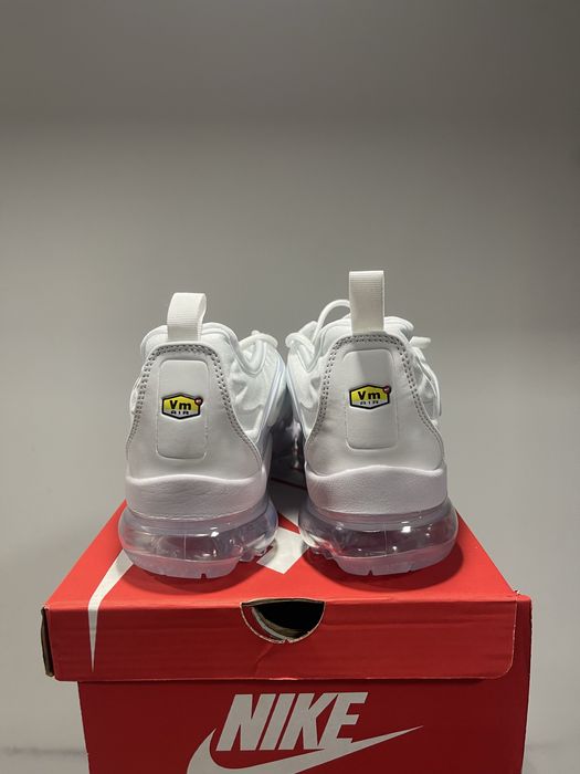 Nike Vapor Max Plus White