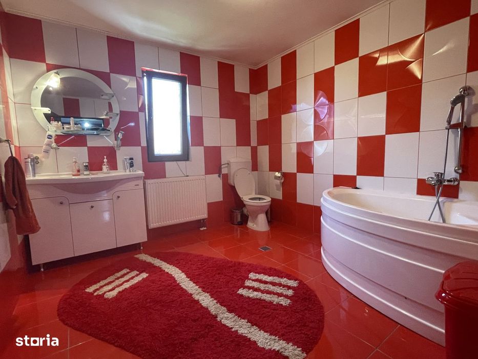 Casa Spatioasa si Eleganta in Roman – Complet Mobilata
