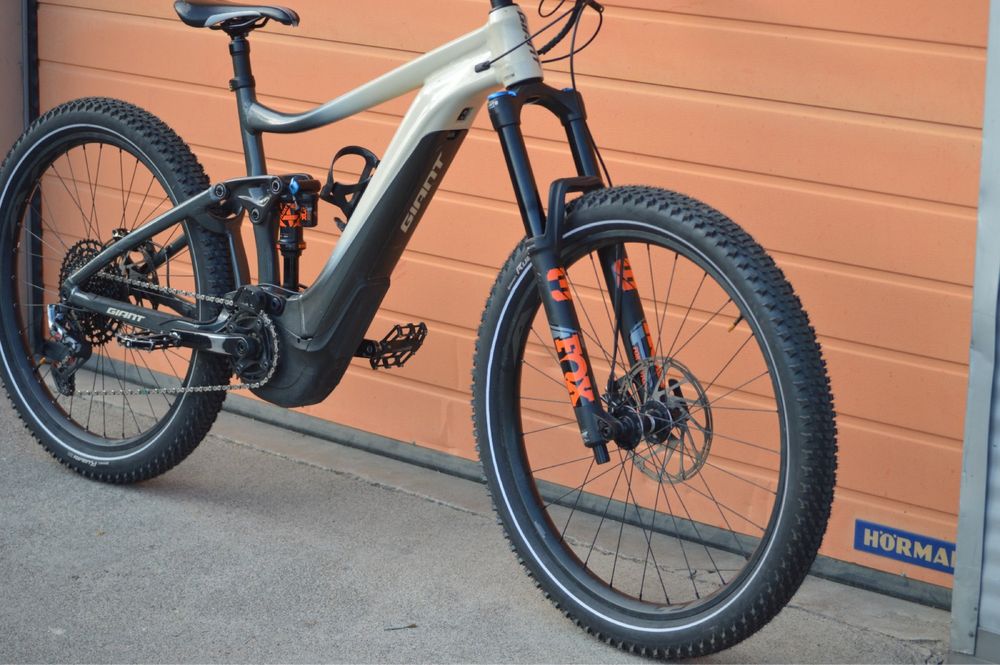 Vand bicicleta GIANT Reign E+ 2 PRO 27.5 full suspension