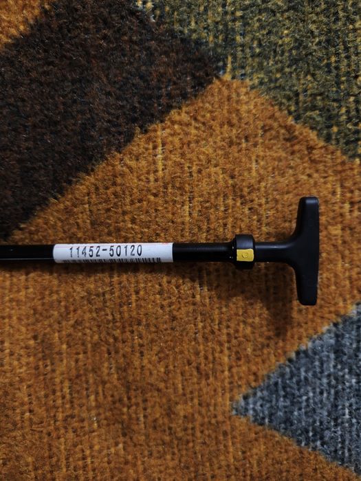 Щуп масляный 2uz  lx470