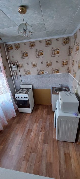 1 ком бар Атлантида, Центр, 100+