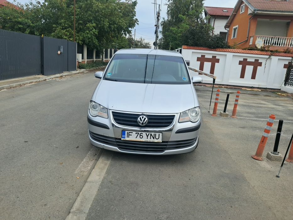 VOLKSWAGEN Touran 2009 — imagine 1