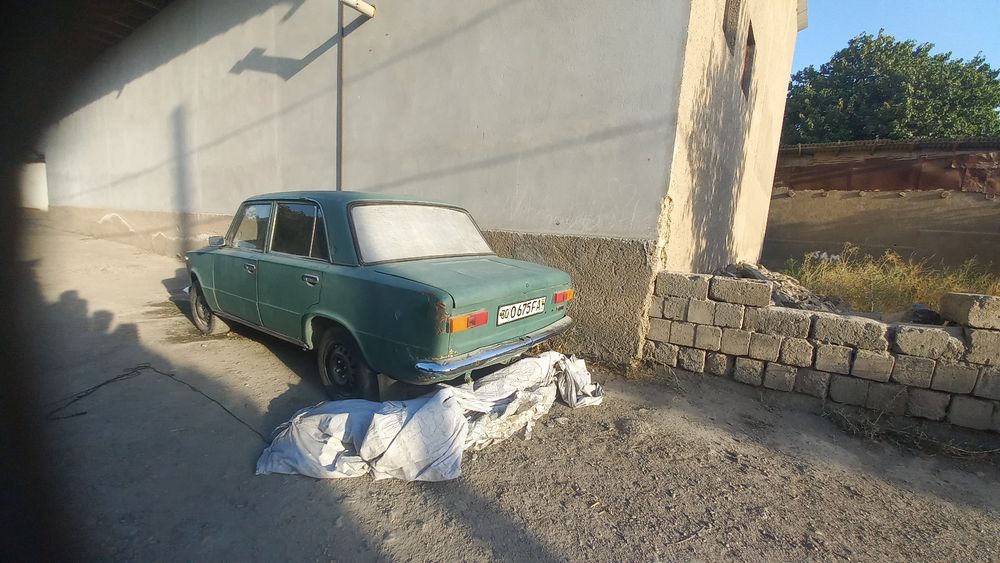 Сотилади ВАЗ 2101 Жигули. Продается автомашина ВАЗ 2101.