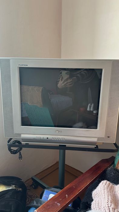 Телевизор кинескопный LG 51 диагональ