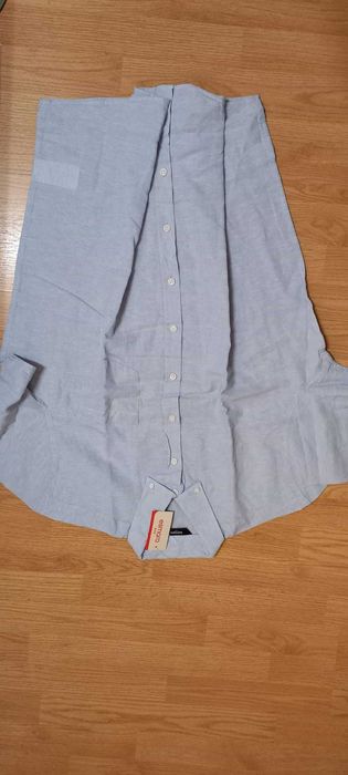 Lot 2 Camasi XL barbati MS ,noi cu eticheta