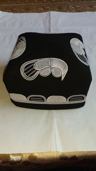 Узбек Миллий дуппилари сотилади