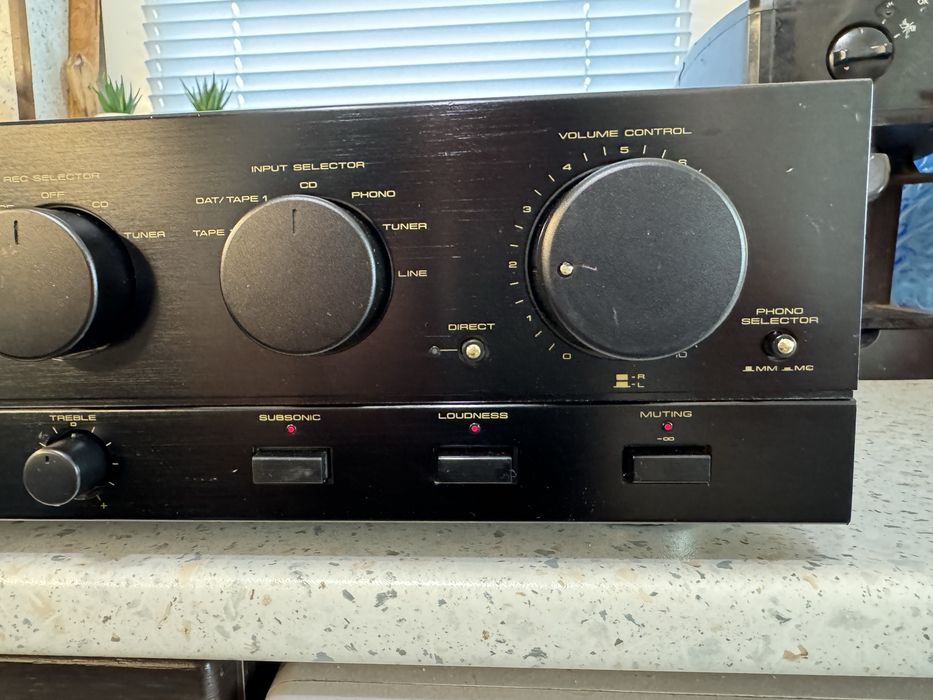 Pioneer A-447 Танзисторен стерео усилвател