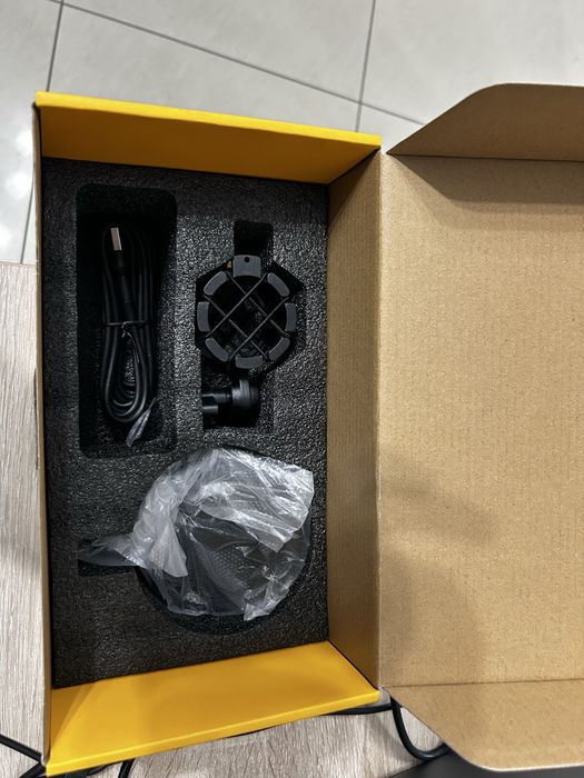 Микрофон Maono AU-HD300T черный