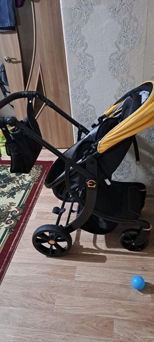 Продам коляску детскую