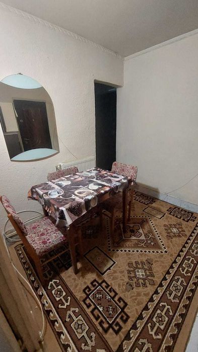 închiriez apartament 2 camere