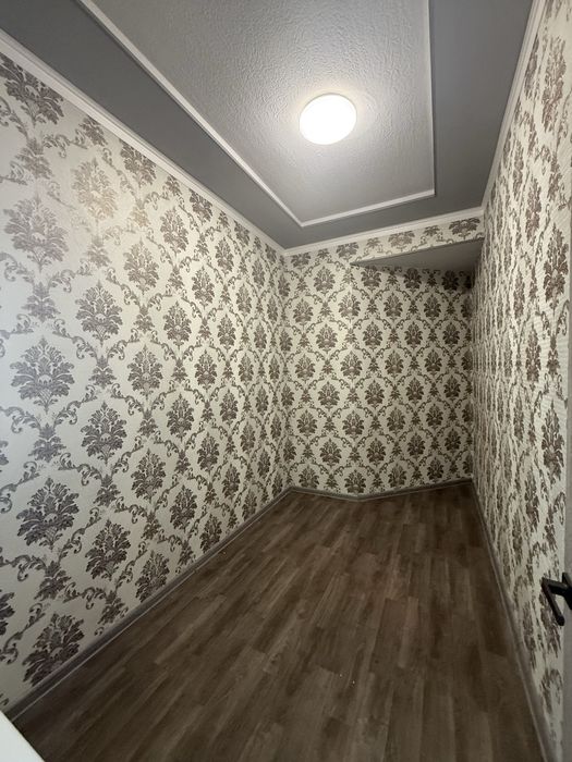 Срочно ижарага 2 хона 4- етаж лифт бор янги бозор оркасда