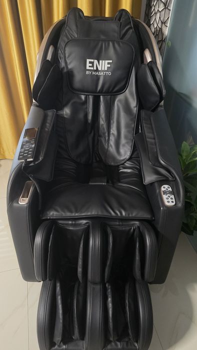 Fotoliu de masaj Masatto Enif impecabil