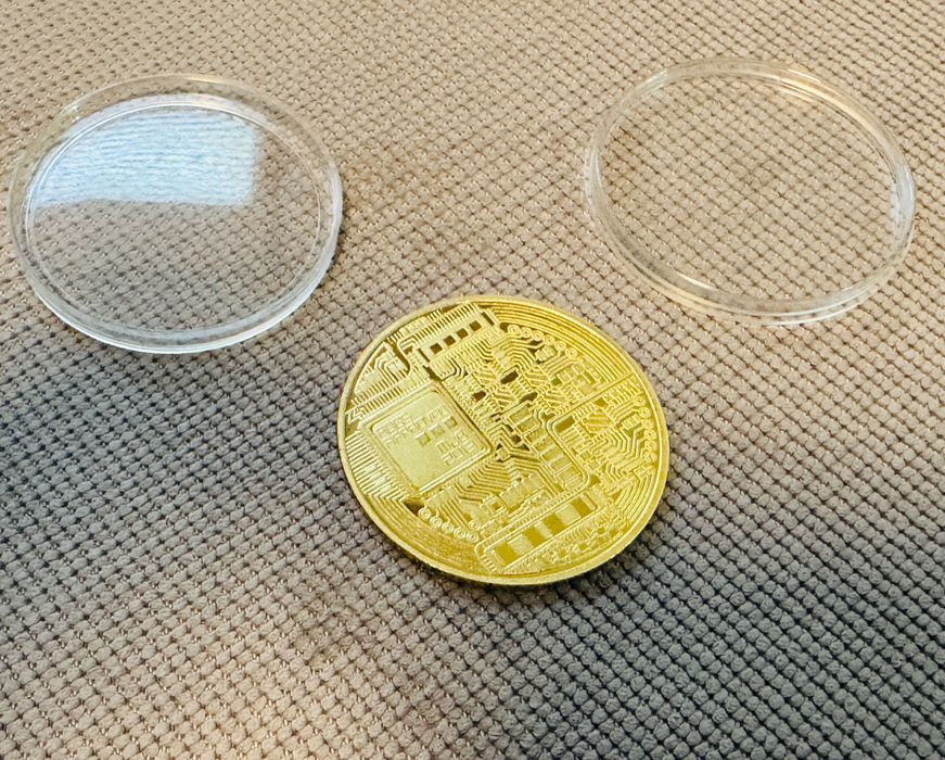 Уникална Колекционеркса Монета Биткойн Bitcoin BTC satoshi БТЦ паричка