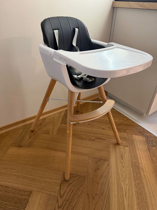 Дървено детско столче